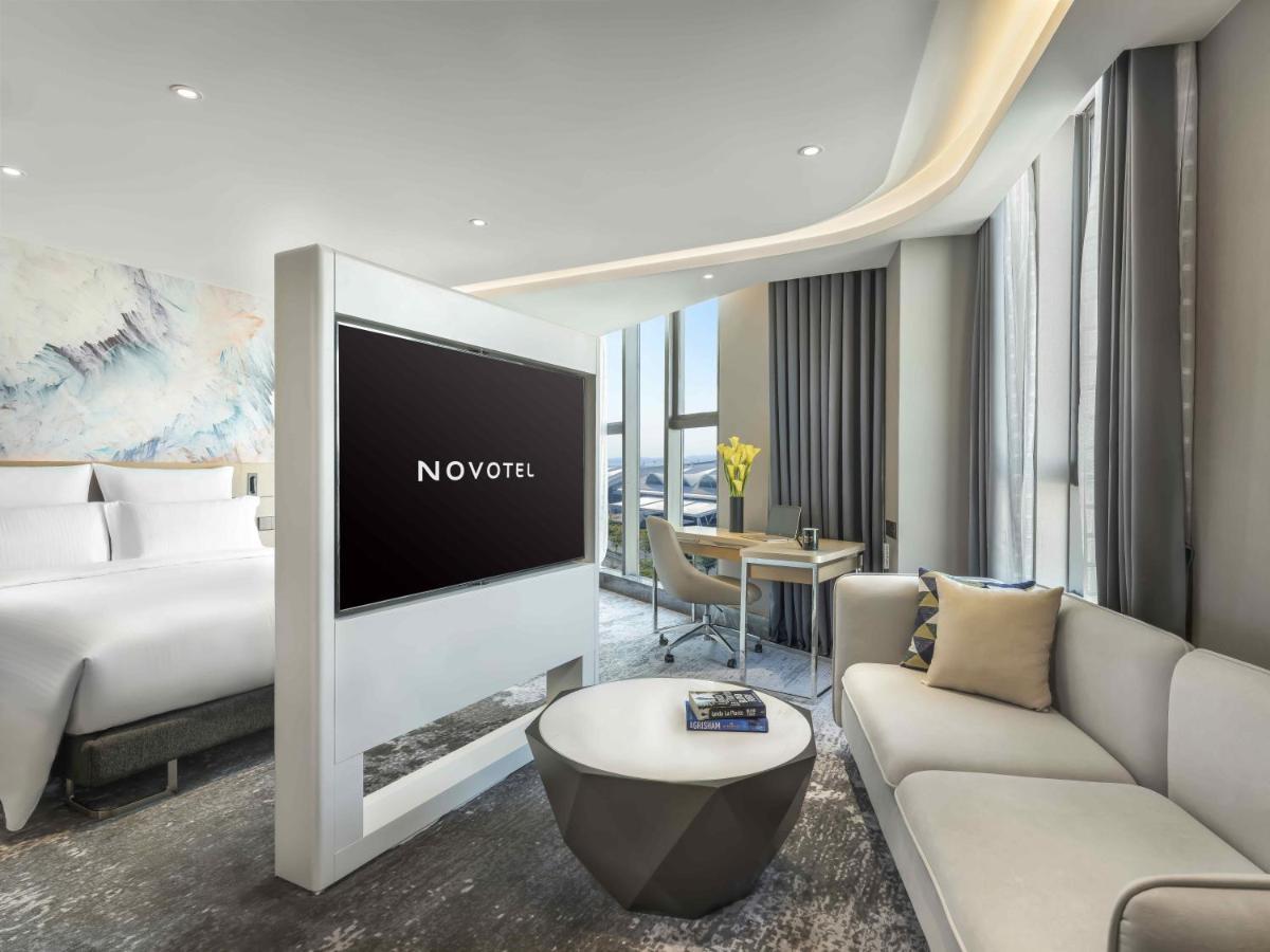 Novotel Guangzhou Baiyun Airport - Canton Fair Free Shuttle Bus & Official Registration Agency Exterior foto